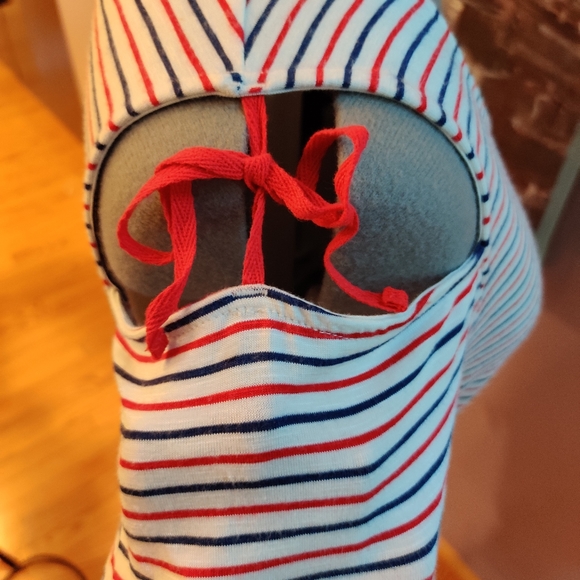 Peekaboo shoulder striped maternity shirt - Picture 6 of 8